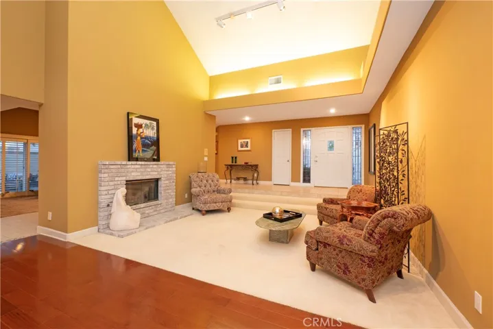 1804 Prince Albert Drive, Riverside, California 92507