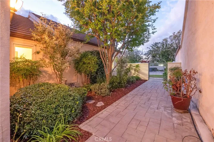 1804 Prince Albert Drive, Riverside, California 92507