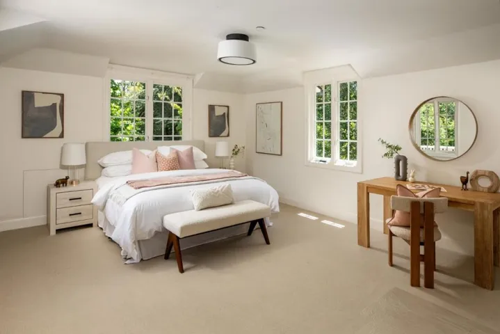 192 Fair Oaks Lane, Atherton, California 94027