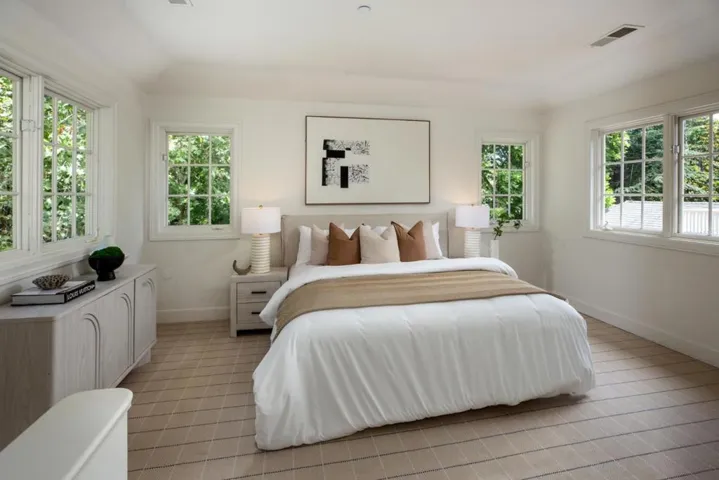 192 Fair Oaks Lane, Atherton, California 94027