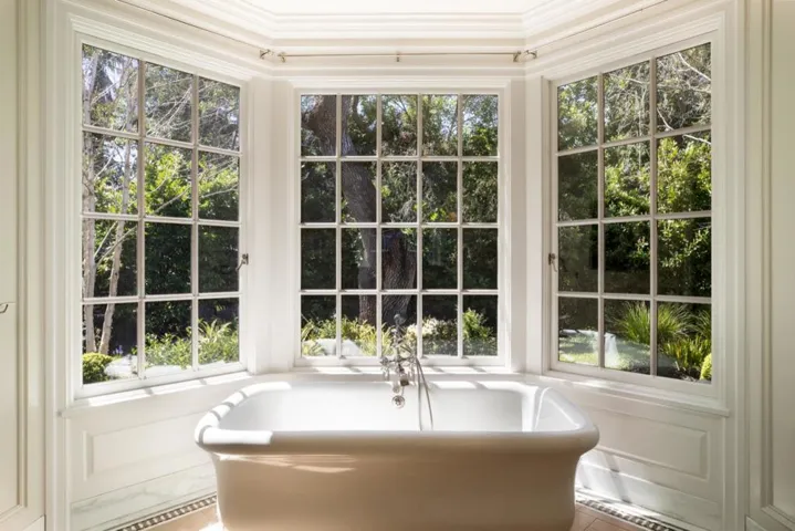 192 Fair Oaks Lane, Atherton, California 94027