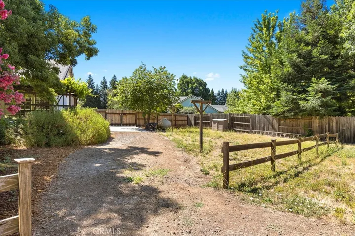 Back Double Gate to Shop _13861 Winesap Ct.