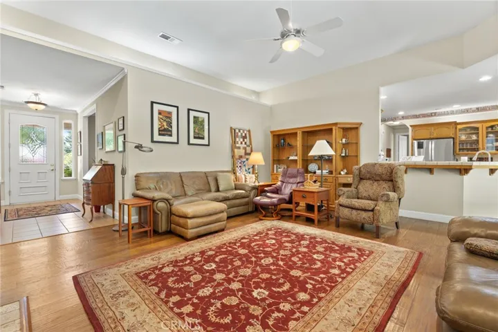Family Room 2 _13861 Winesap Ct.