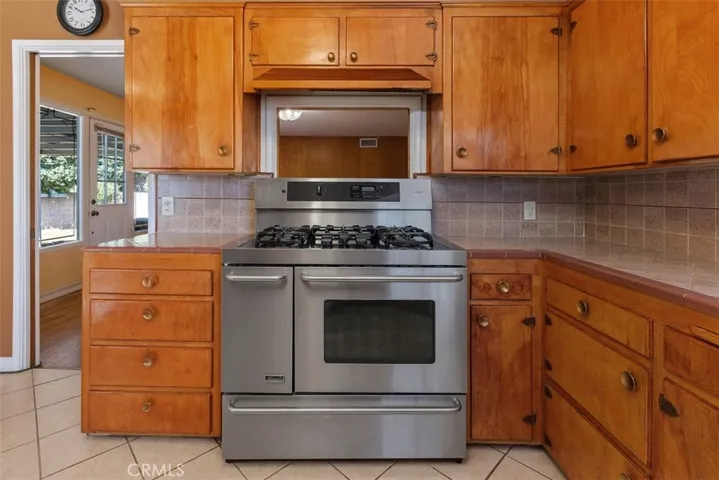 417 E Cornell, Rialto, California 92376