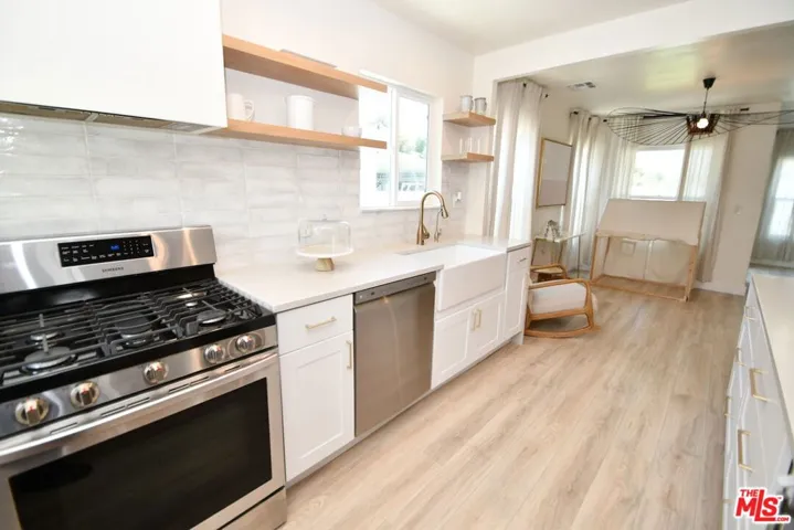 18913 Haas Avenue, Torrance, California 90504