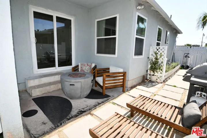 Outdoor living area