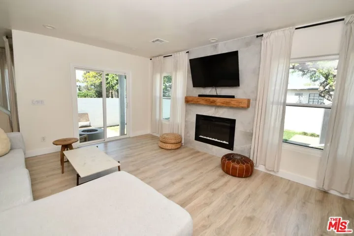 18913 Haas Avenue, Torrance, California 90504