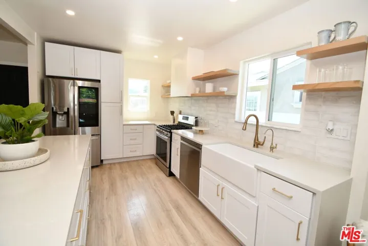 18913 Haas Avenue, Torrance, California 90504