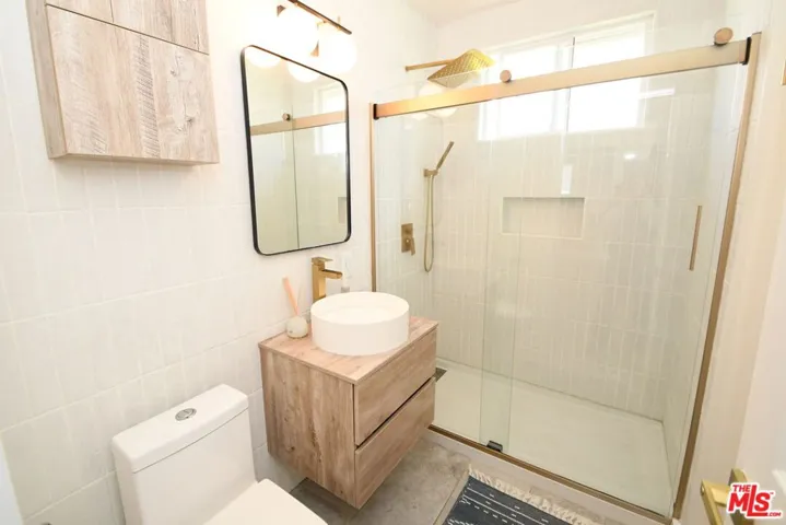 Bathroom #1