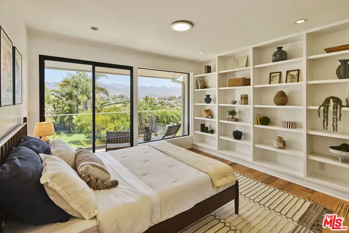 29417 Bluewater Road, Malibu, California 90265