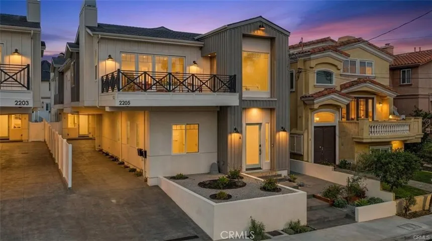 2205 Mareshallfield Lane B, Redondo Beach, California 90278