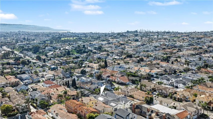 2205 Mareshallfield Lane B, Redondo Beach, California 90278