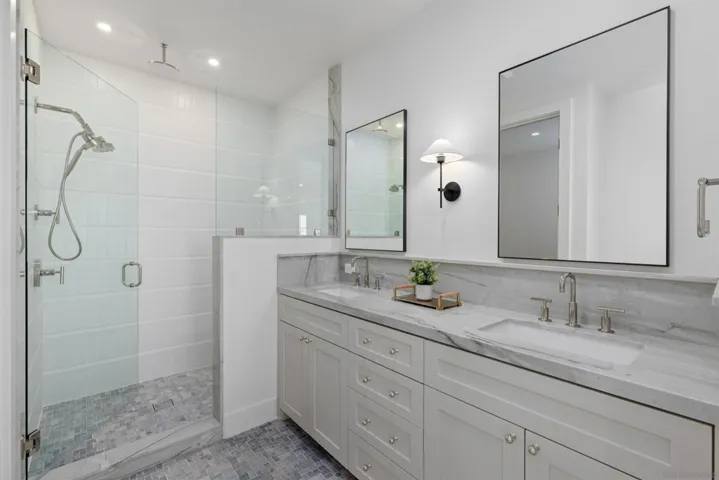 747 Orange Ave 303, Coronado, California 92118
