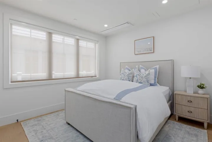 747 Orange Ave 303, Coronado, California 92118