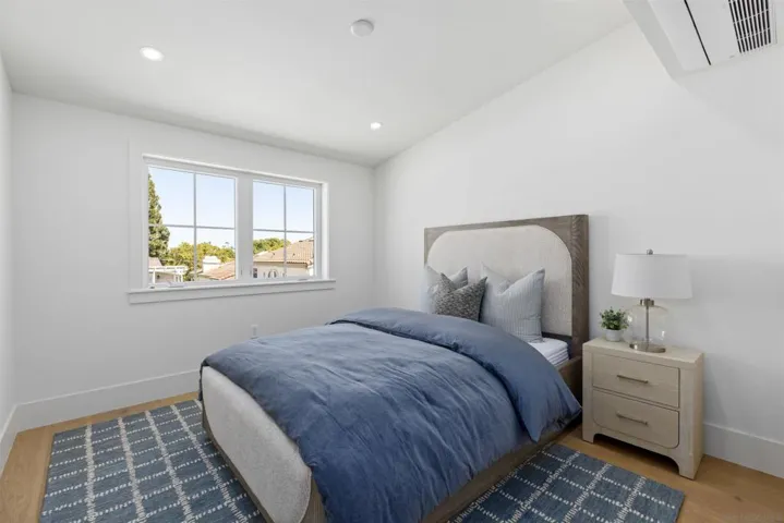 747 Orange Ave 304, Coronado, California 92118