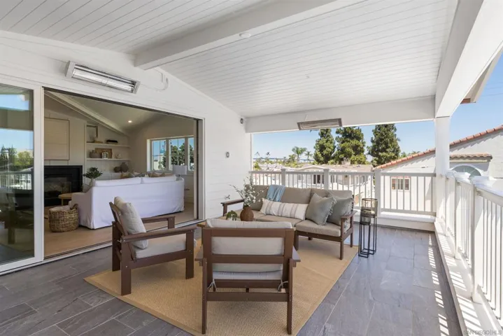747 Orange Ave 304, Coronado, California 92118