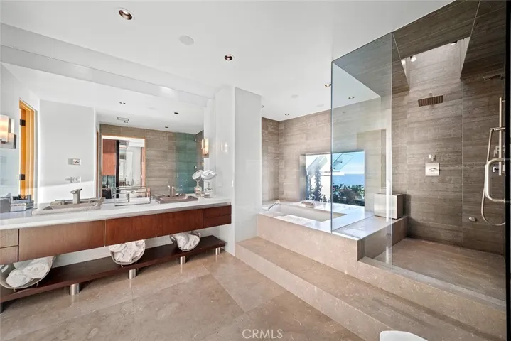 2665 Victoria Drive, Laguna Beach, California 92651