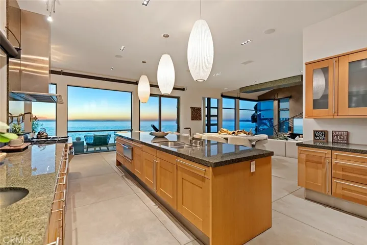 2665 Victoria Drive, Laguna Beach, California 92651