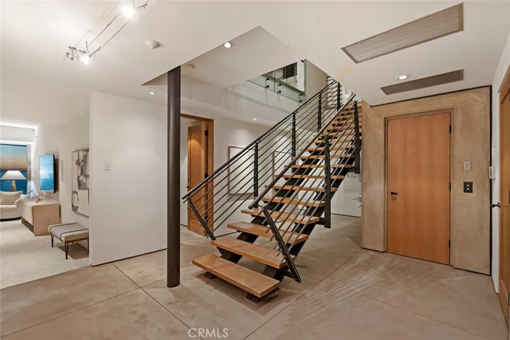 2665 Victoria Drive, Laguna Beach, California 92651