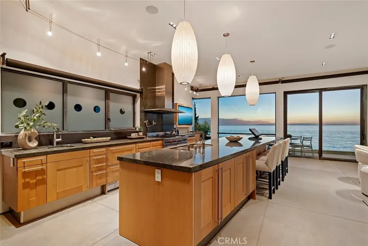 2665 Victoria Drive, Laguna Beach, California 92651