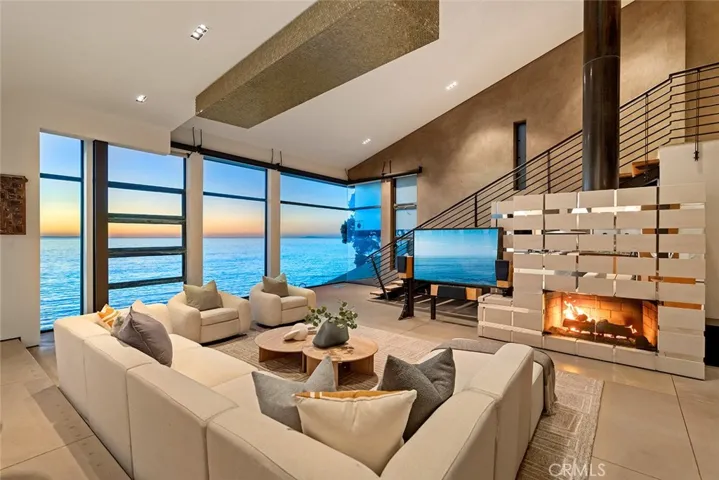 2665 Victoria Drive, Laguna Beach, California 92651