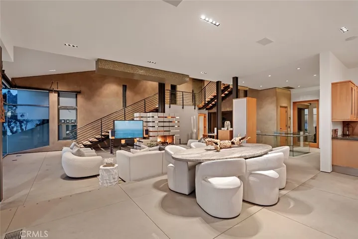 2665 Victoria Drive, Laguna Beach, California 92651