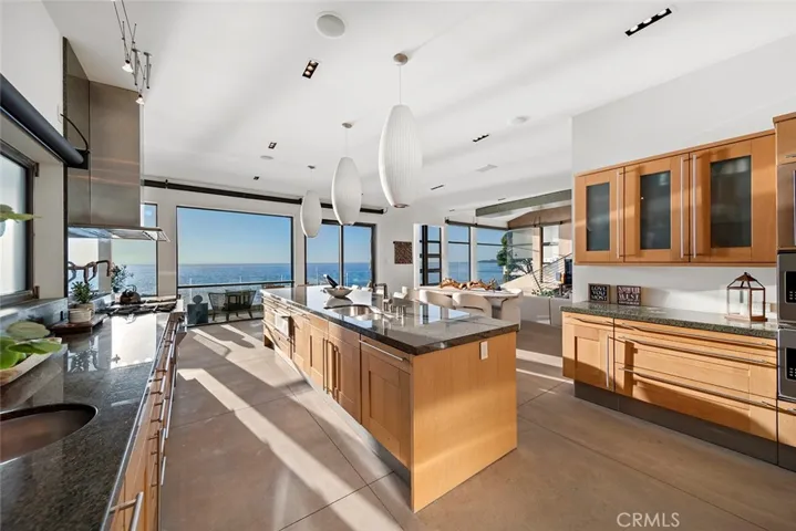 2665 Victoria Drive, Laguna Beach, California 92651