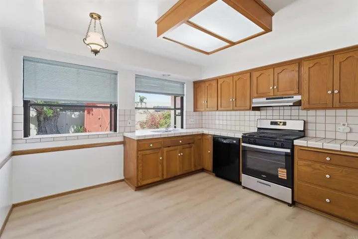 6415 Zena Dr, San Diego, California 92115