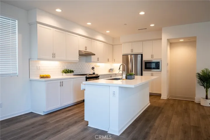 107 Allusion, Irvine, California 92618