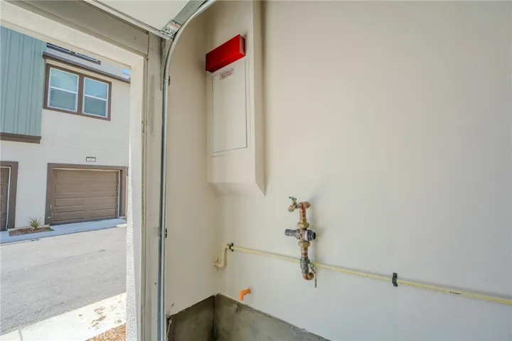 107 Allusion, Irvine, California 92618