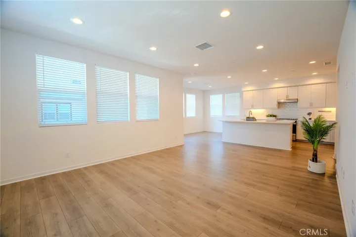 107 Allusion, Irvine, California 92618