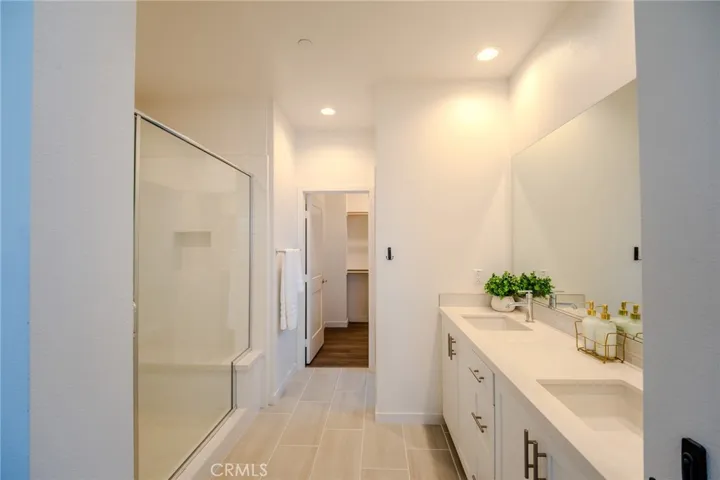 107 Allusion, Irvine, California 92618