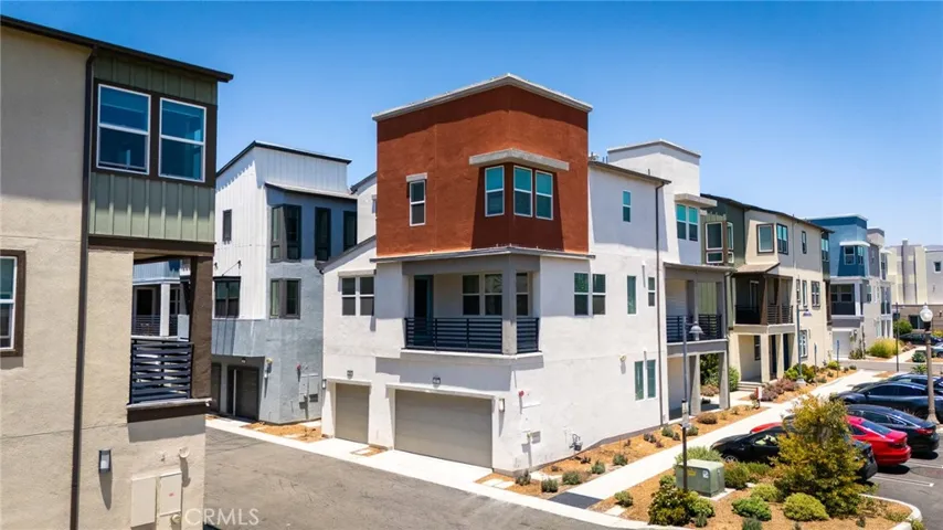 107 Allusion, Irvine, California 92618