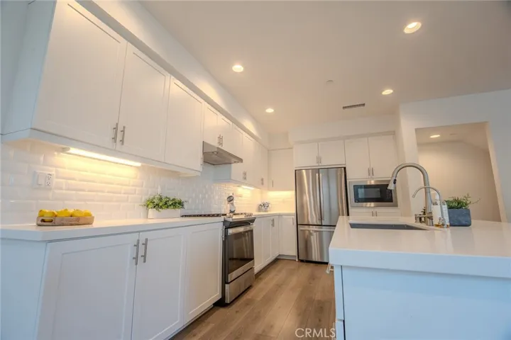 107 Allusion, Irvine, California 92618