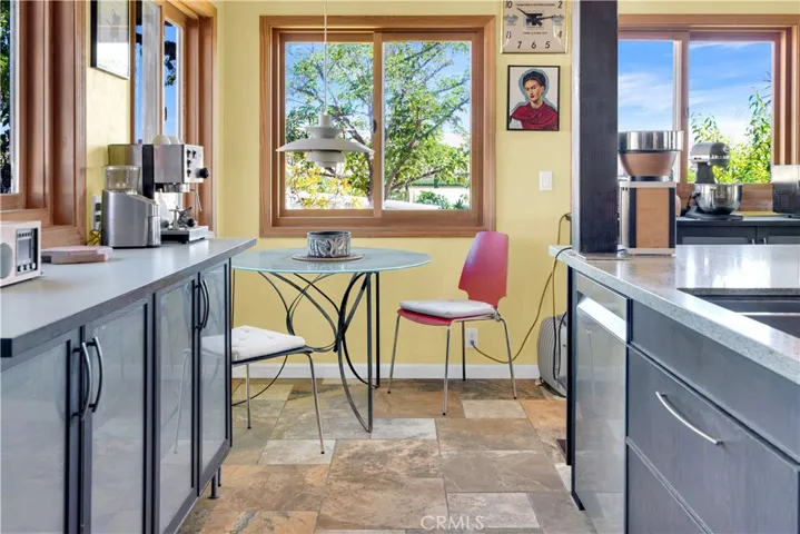 71182 Heinsen, Bradley, California 93426