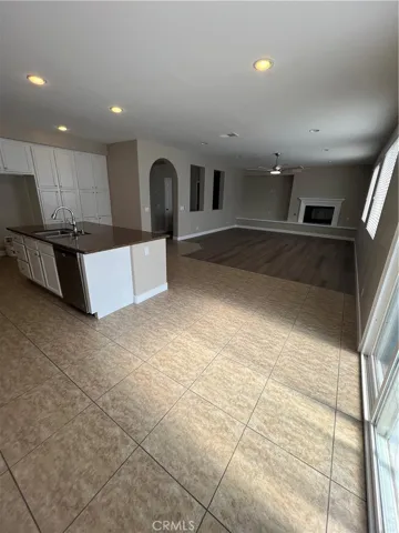 6686 Sand Dunes, Eastvale, California 92880