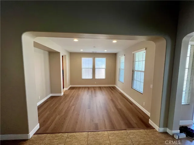 6686 Sand Dunes, Eastvale, California 92880
