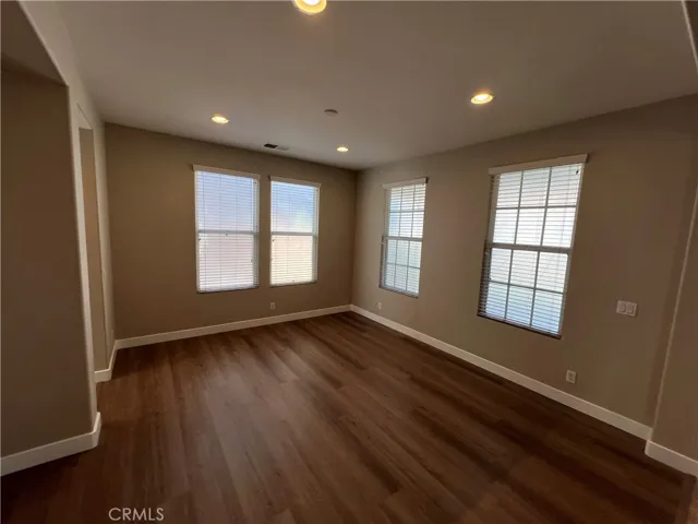 6686 Sand Dunes, Eastvale, California 92880