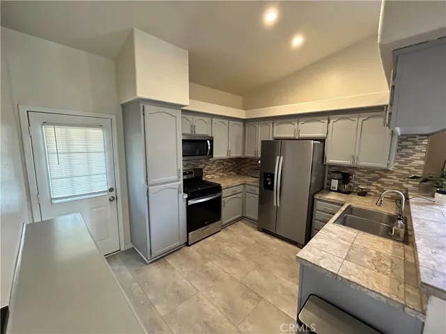 5133 Turnstone Circle, Guadalupe, California 93434