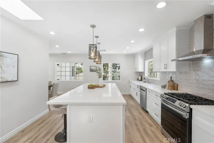 3362 Colonial, Los Angeles, California 90066