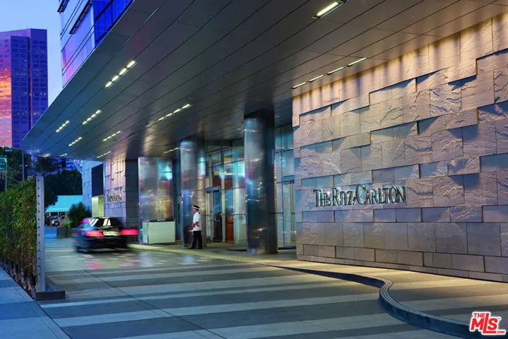900 W Olympic Boulevard 31e, Los Angeles, California 90015