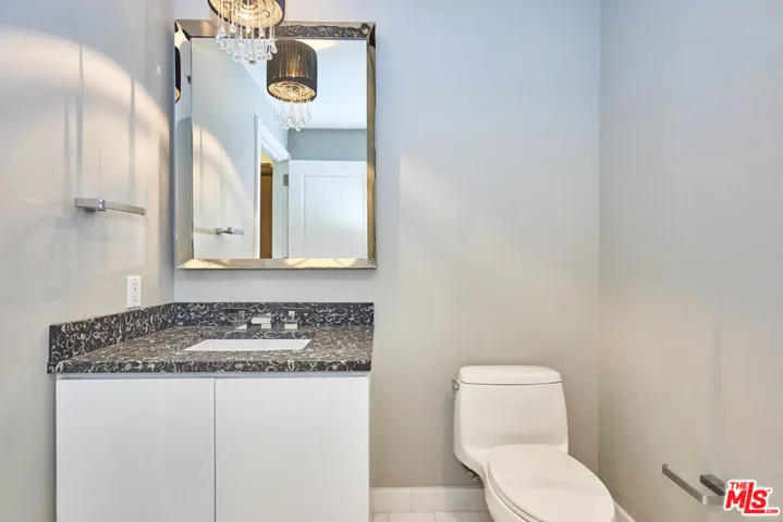 900 W Olympic Boulevard 31e, Los Angeles, California 90015