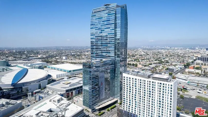 900 W Olympic Boulevard 31e, Los Angeles, California 90015