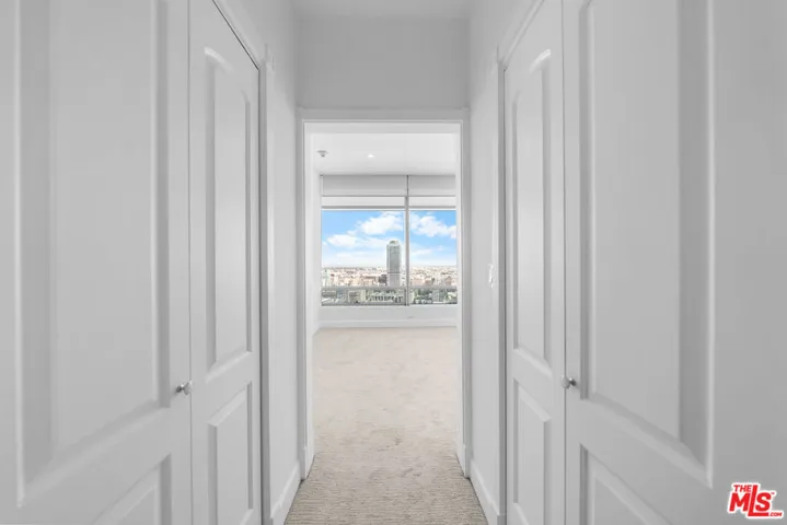 900 W Olympic Boulevard 31e, Los Angeles, California 90015