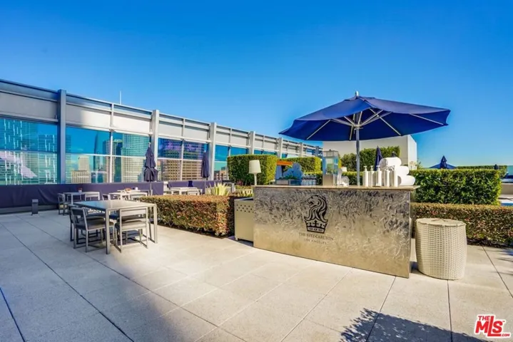900 W Olympic Boulevard 31e, Los Angeles, California 90015