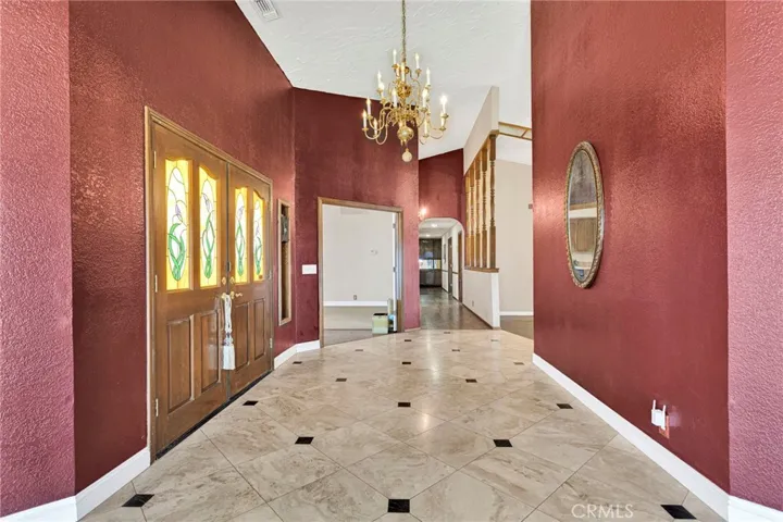 13889 Olathe Road, Apple Valley, California 92307