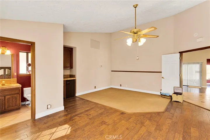 13889 Olathe Road, Apple Valley, California 92307