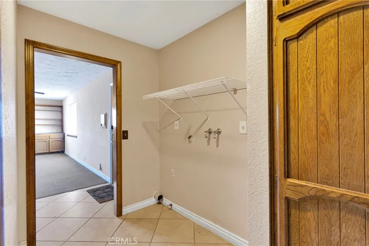 13889 Olathe Road, Apple Valley, California 92307