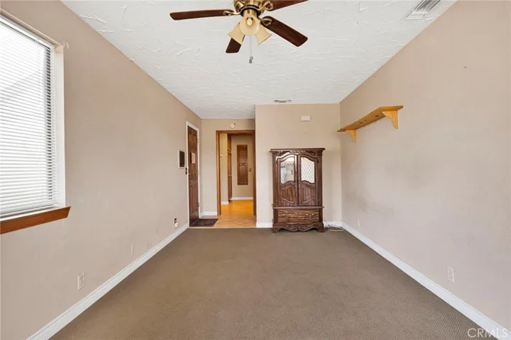 13889 Olathe Road, Apple Valley, California 92307