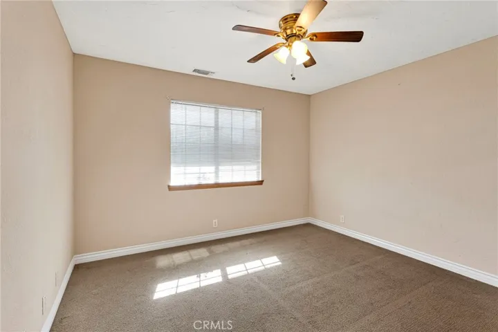13889 Olathe Road, Apple Valley, California 92307